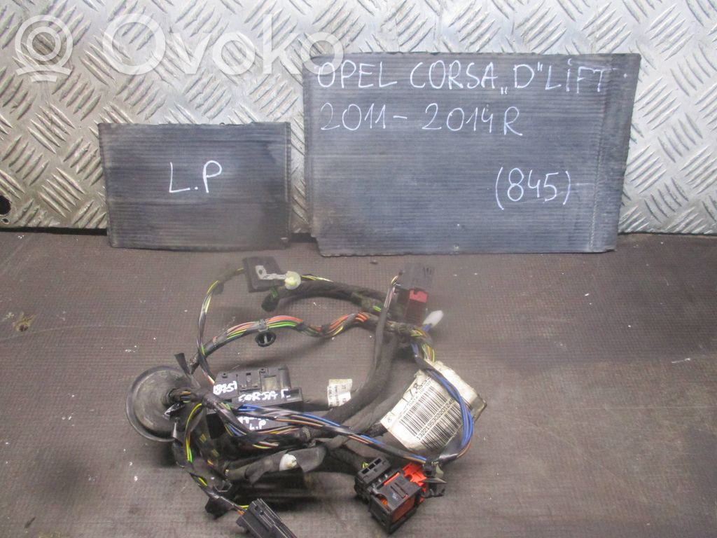 Opel Corsa D Etuoven johtosarja 