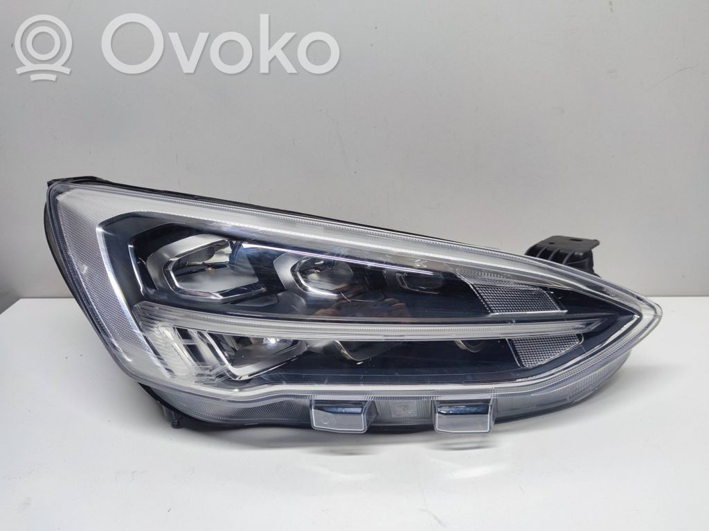 Ford Focus Headlight/headlamp 