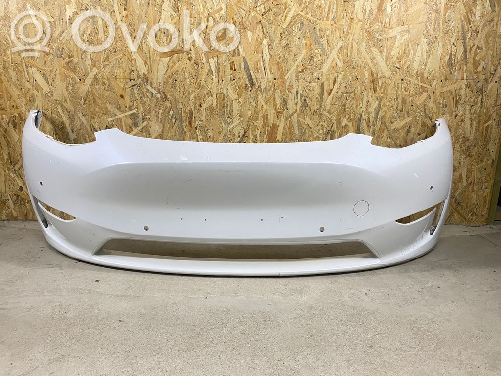 Front bumper   154010005B