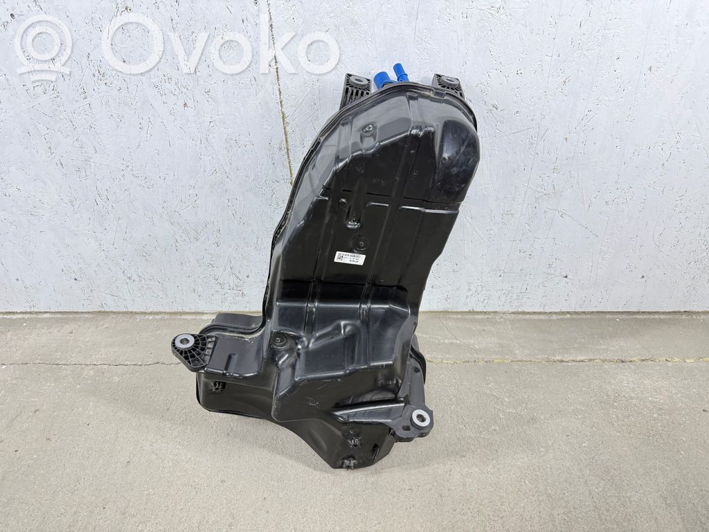Audi Q7 4M AdBlue-nestesäiliö 