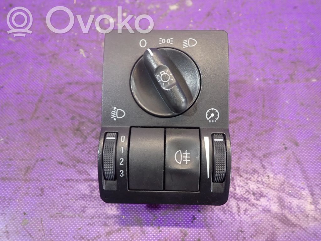 Opel Corsa C Light switch 