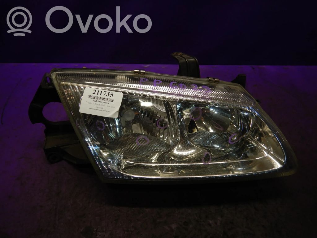 Nissan Almera Tino Faro/fanale