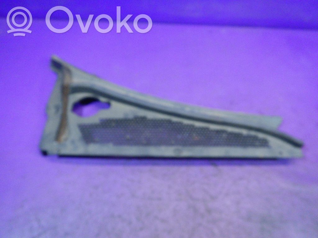 Chevrolet PT Cruiser Wiper trim 