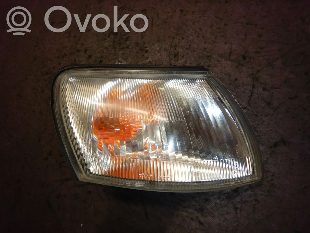 Toyota Carina T210 Front indicator light 
