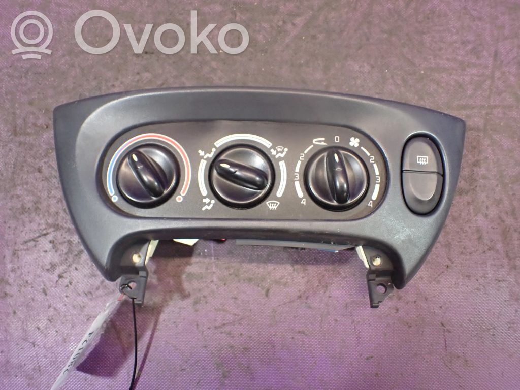 Renault Megane I Comutator control ventilator interior 