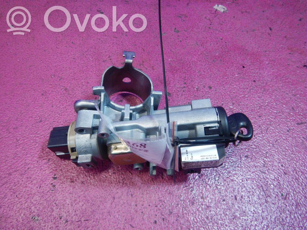 Mazda 323 F Verrouillage de commutateur d'allumage