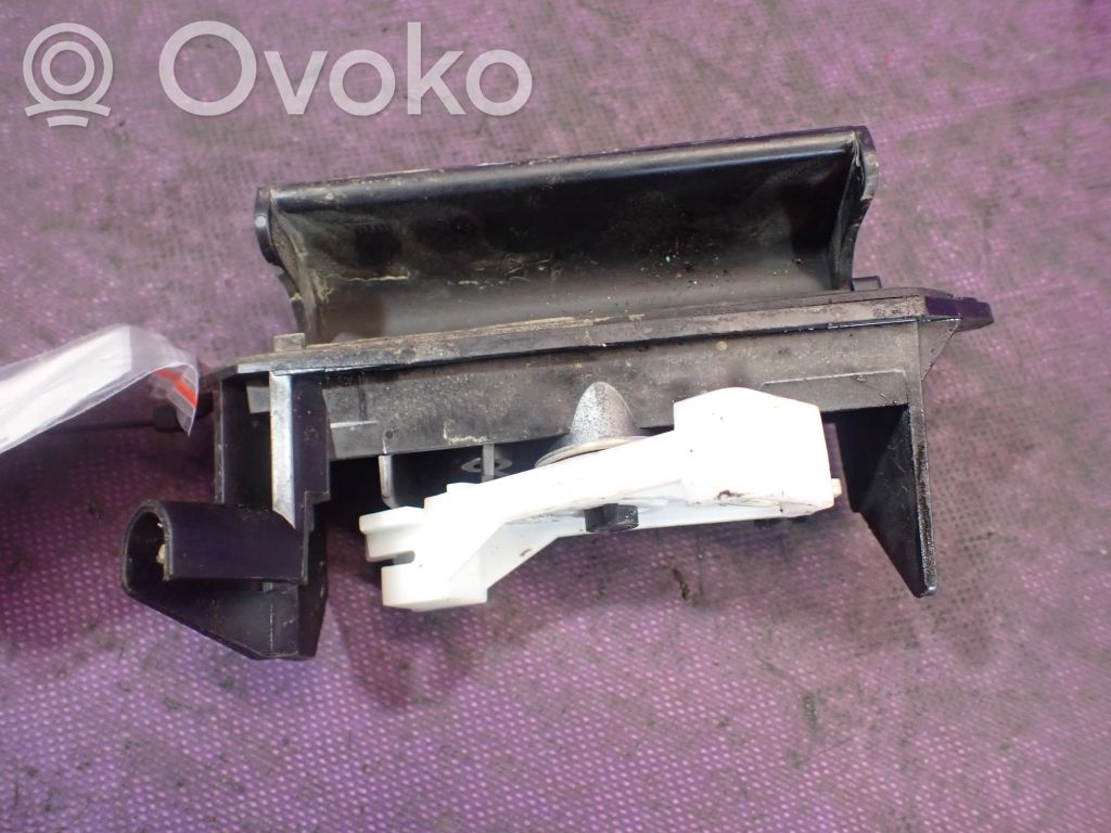 Toyota Corolla E120 E130 Buton deschidere portbagaj