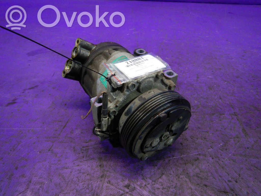 Renault Twingo I Air conditioning (A/C) compressor (pump) 