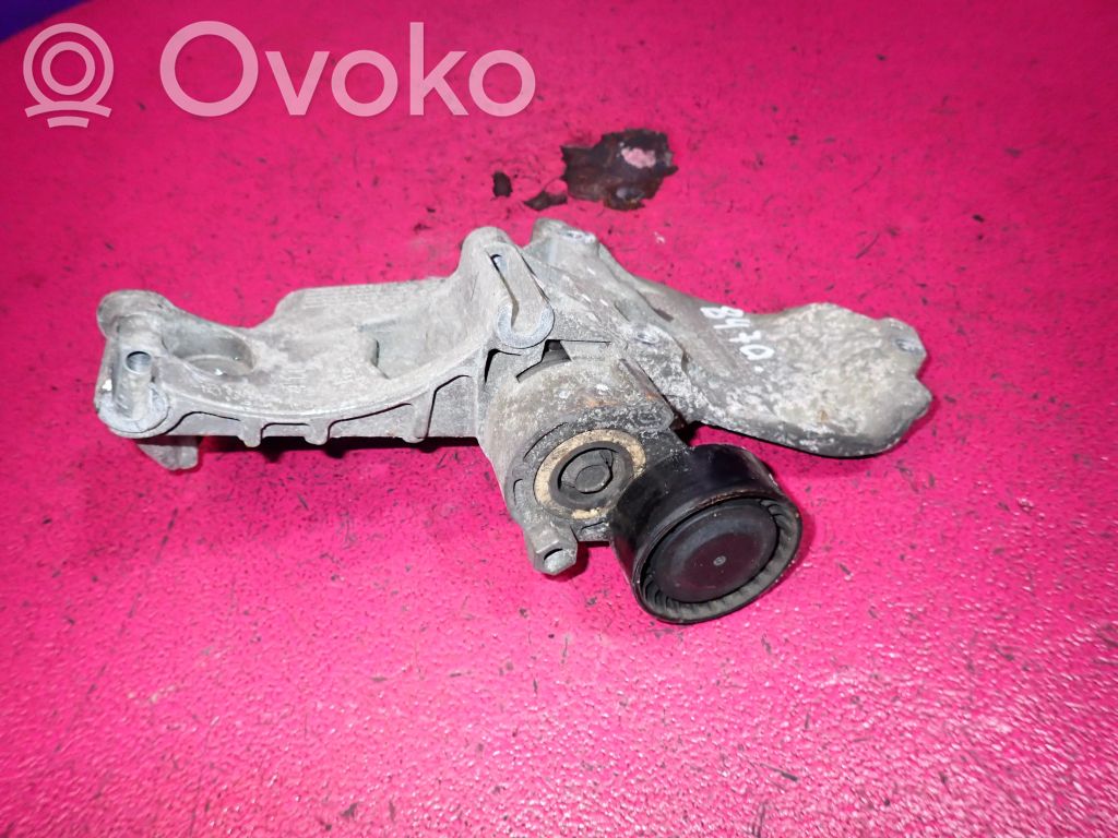 Renault Megane III Suport generator/alternator 
