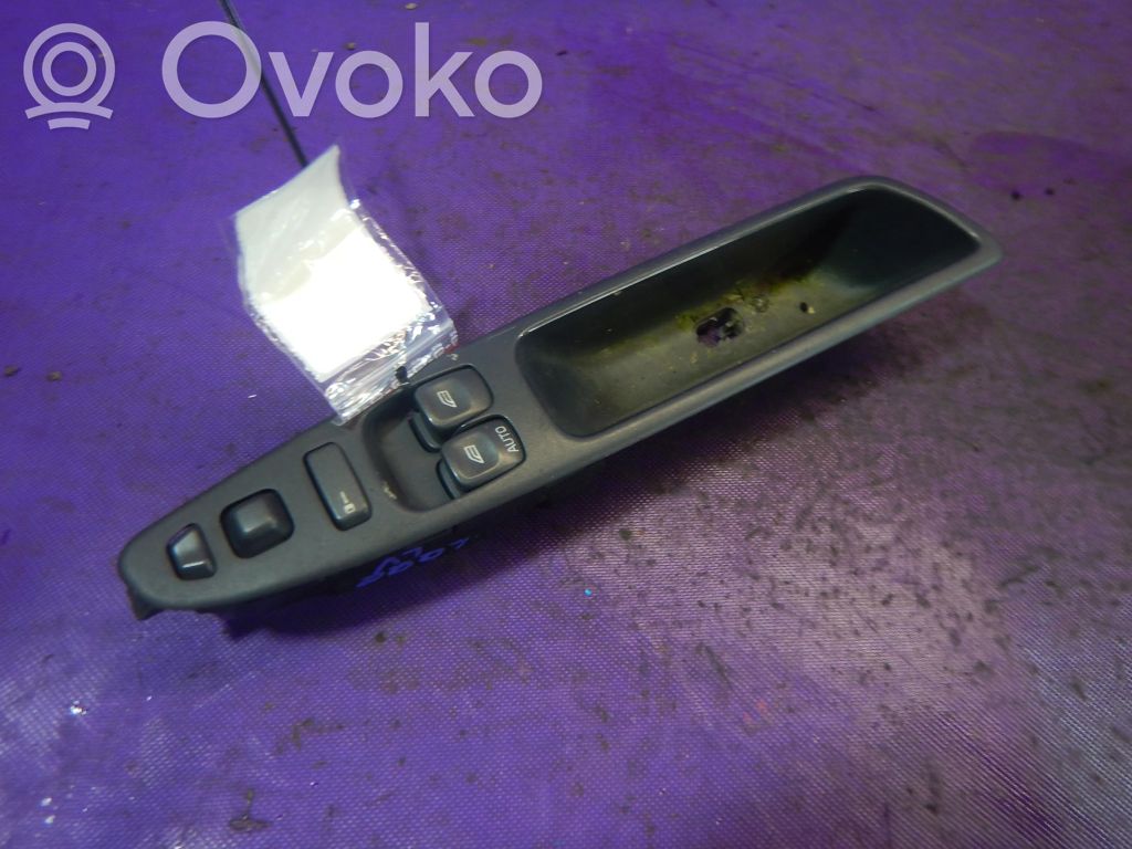 Volvo S40, V40 Comutator geam aerisire 