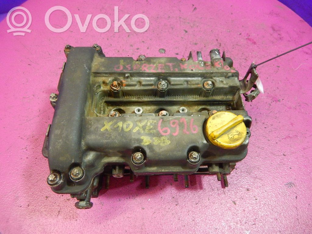Opel Corsa B Engine head 