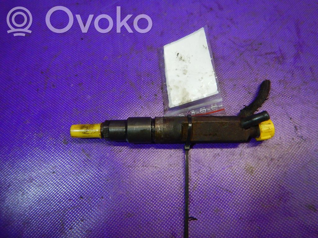 Inyector de combustible   028130202R,028130202R