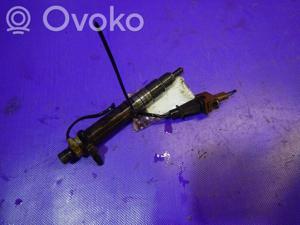 Inyector de combustible   028130202S,028130202S