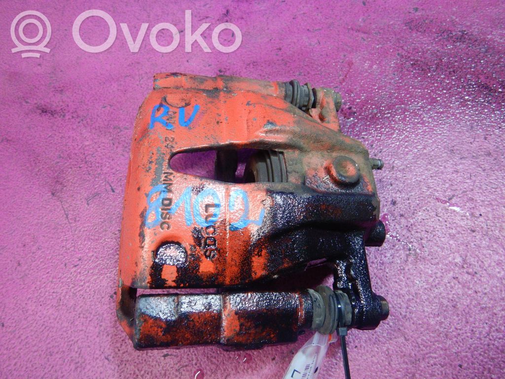 Caliper de freno delantero
