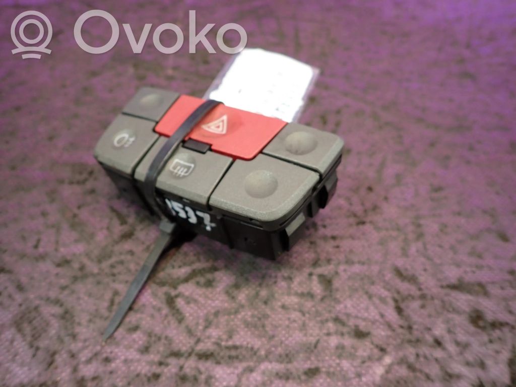 Fiat Panda 141 Botón interruptor de luz de peligro 