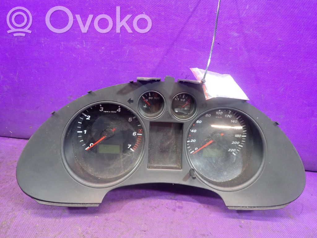 Seat Cordoba (6L) Licznik / Prędkościomierz 