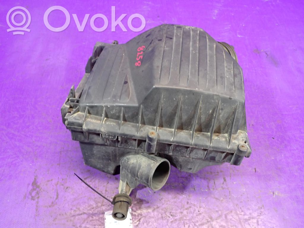 Opel Corsa C Air filter box 
