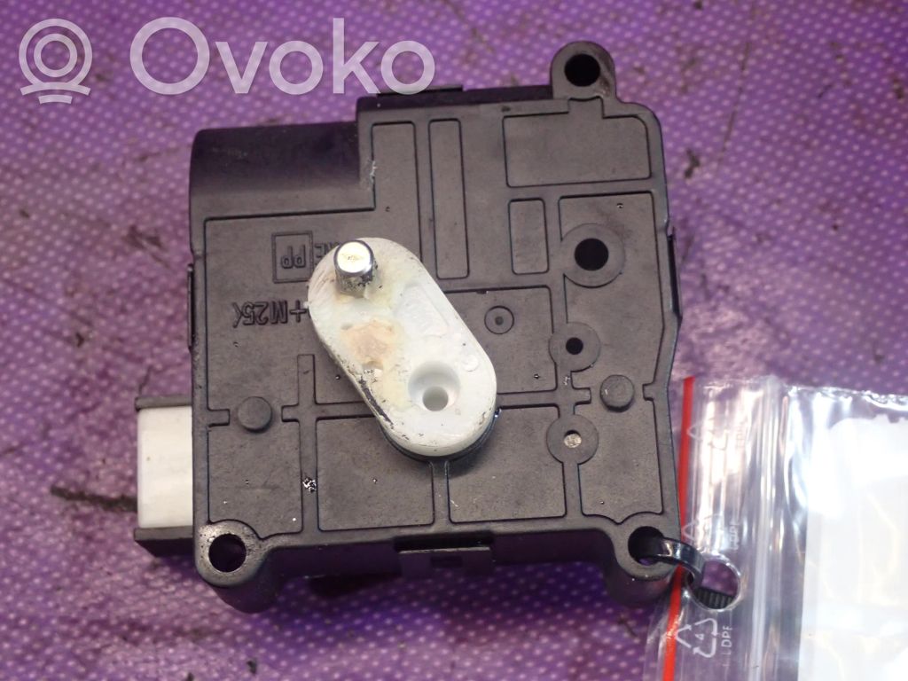Toyota Corolla E120 E130 Actuator/motor clapetă debit aer A/C 