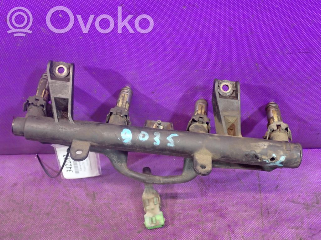 Peugeot 206 Polttoainepääputki 