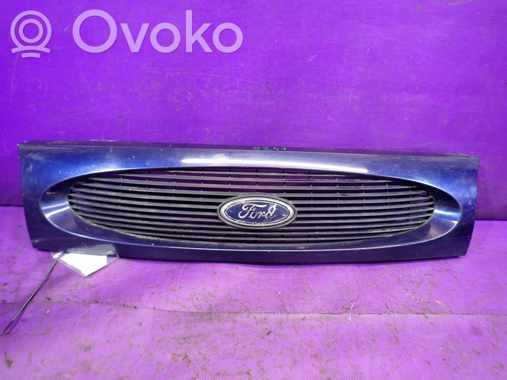 Ford Fiesta Priekšējais režģis 