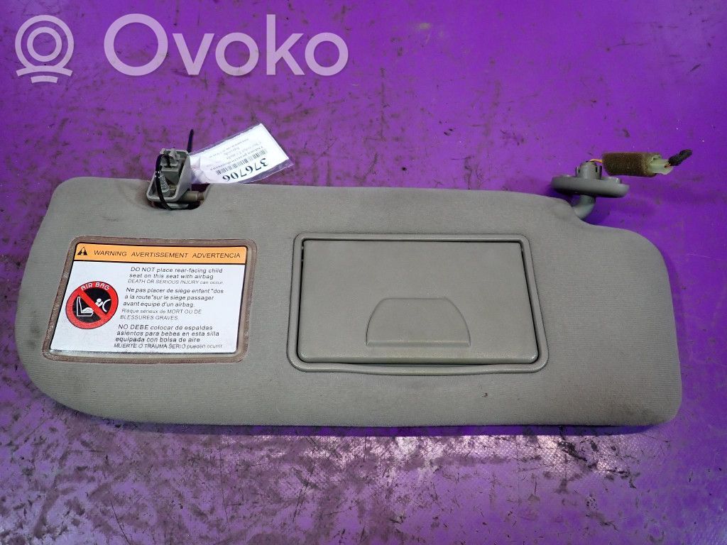 Sun visor