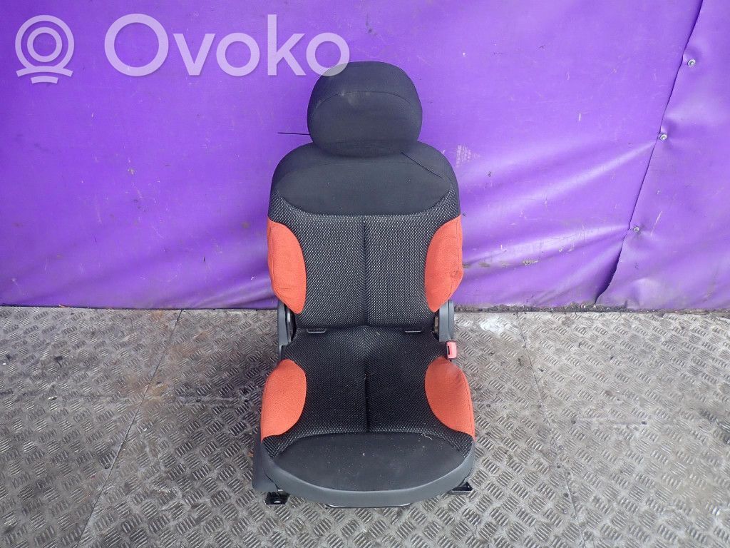Asiento delantero del conductor