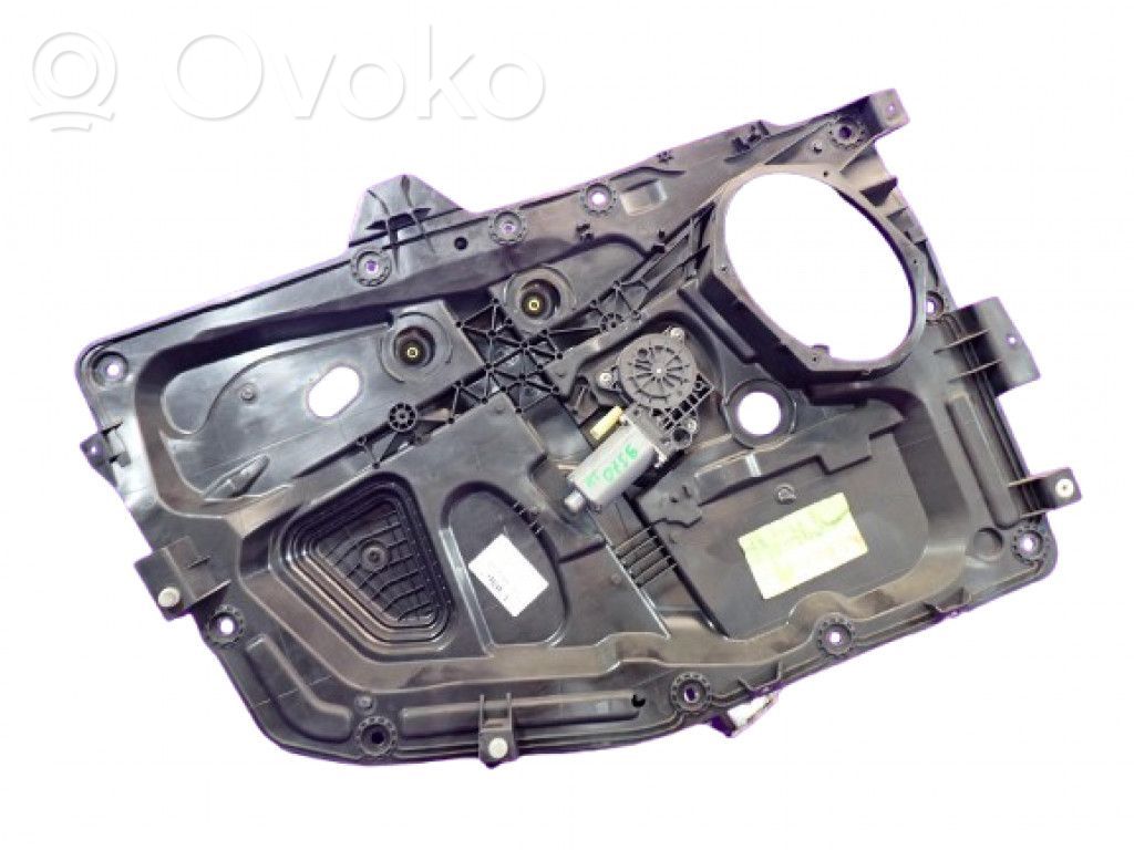 Ford Fiesta Macara ușă față cu motor 