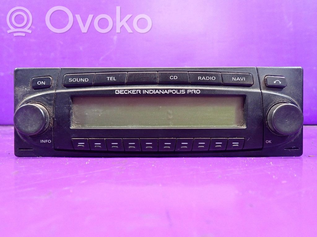 Honda CR-V Panel / Radioodtwarzacz CD/DVD/GPS 