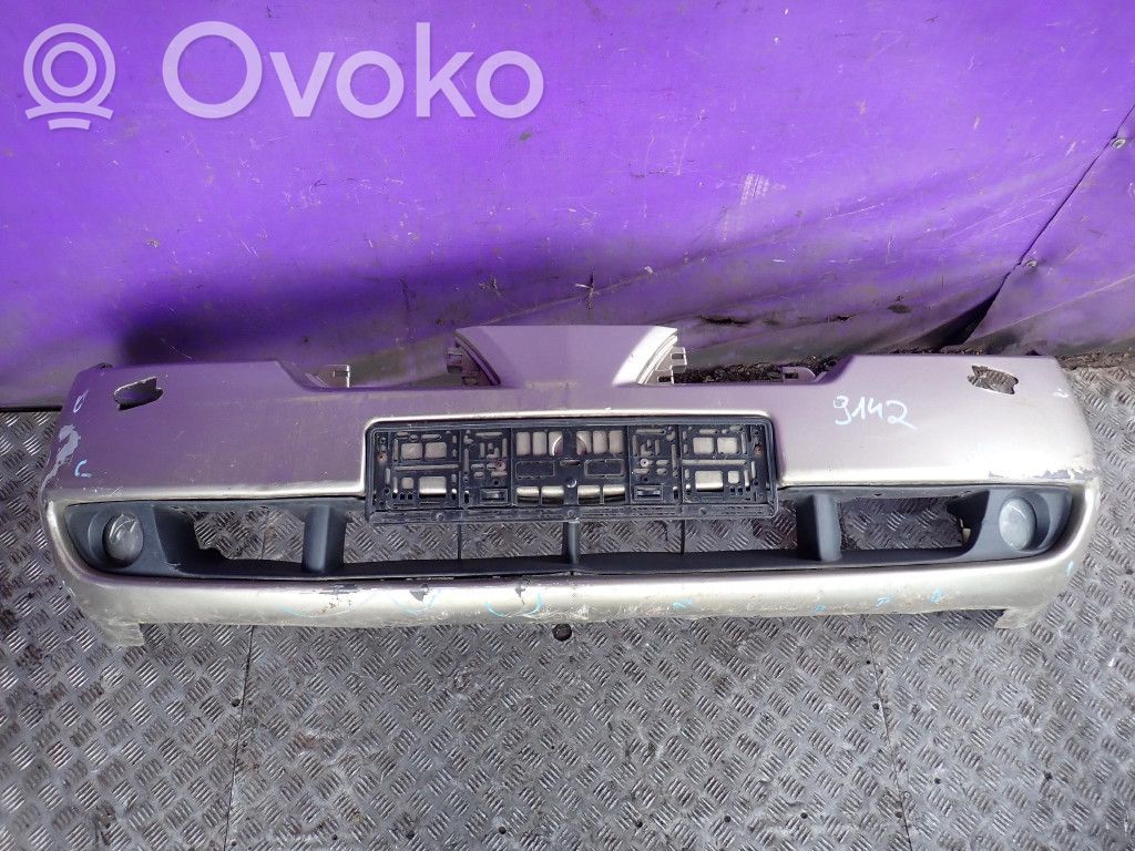 Nissan Primera Priekšējais bamperis 