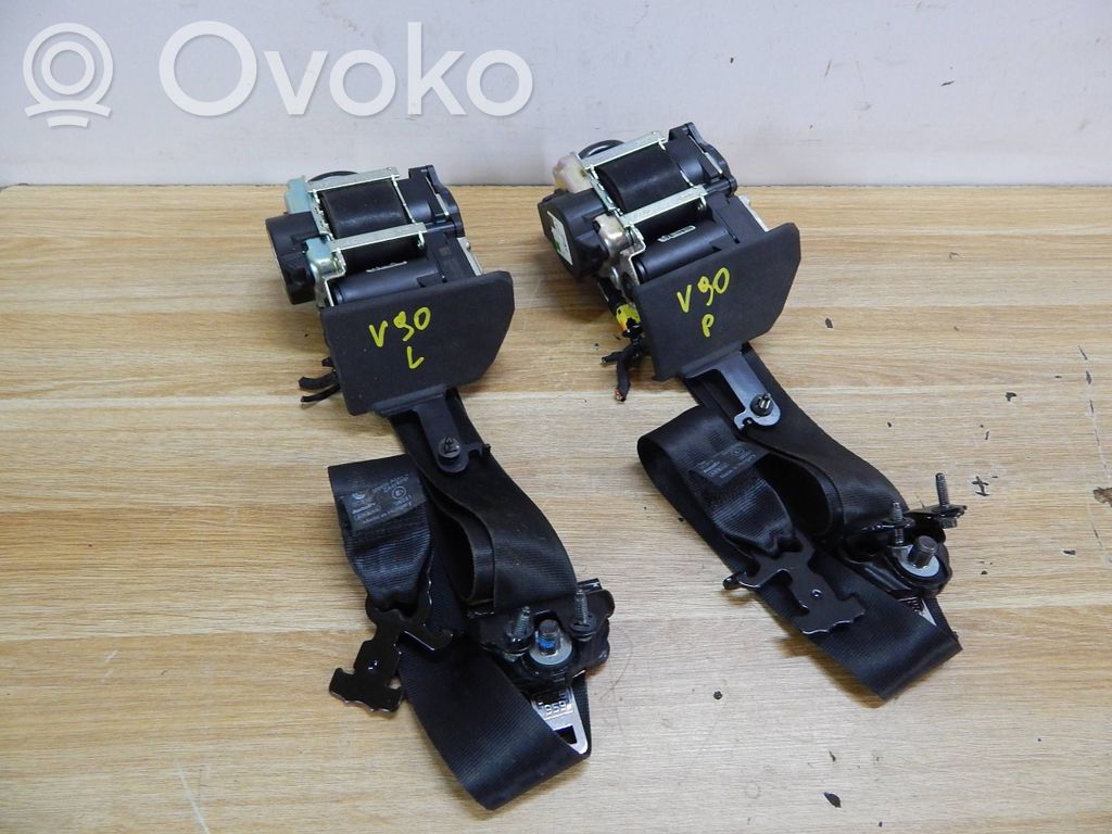Volvo S90, V90 Cinturón delantero 