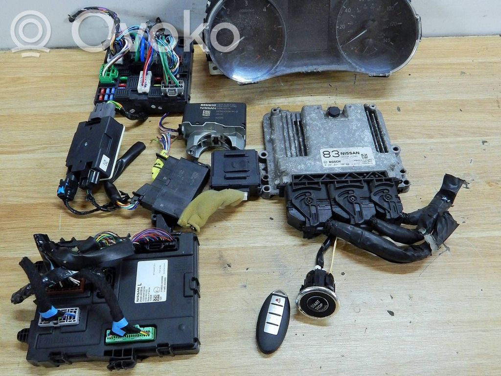 Nissan Qashqai Unitate/modul de control motor 