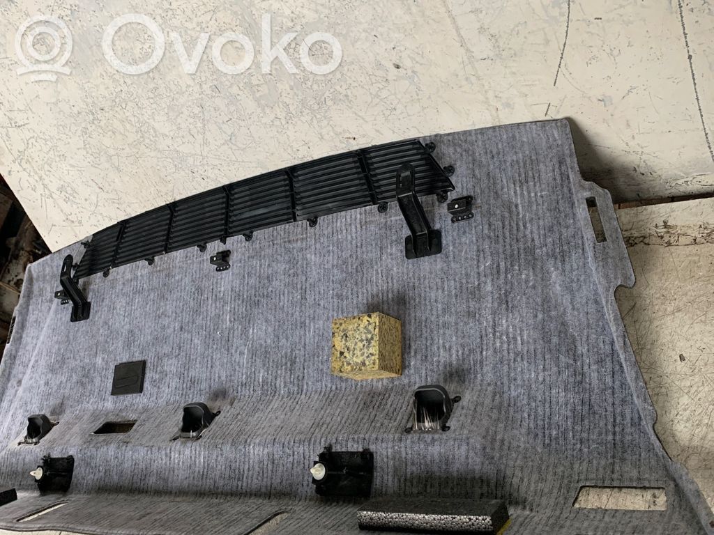 Parcel shelf   100605502
