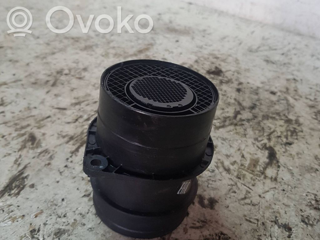 Audi A4 S4 B7 8E 8H Przepływomierz masowy powietrza MAF 