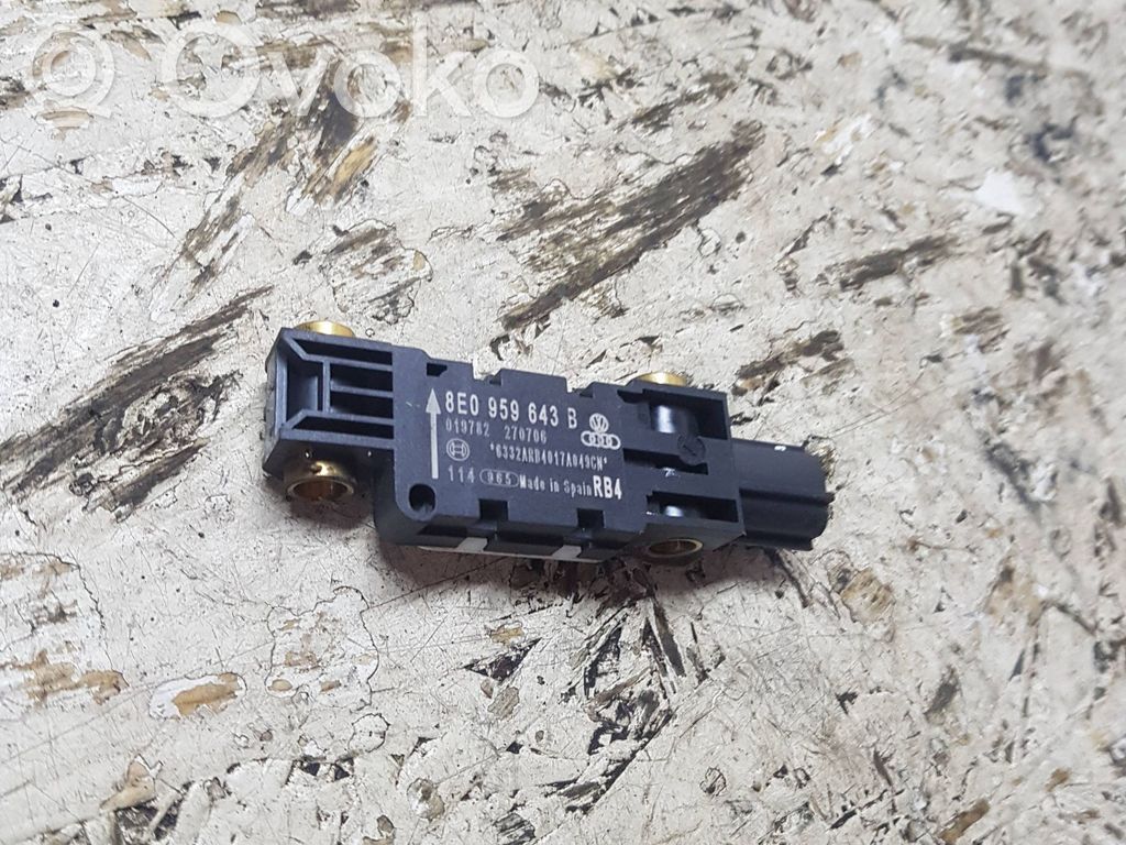 Airbagsensor Crashsensor Drucksensor   8E0959643
