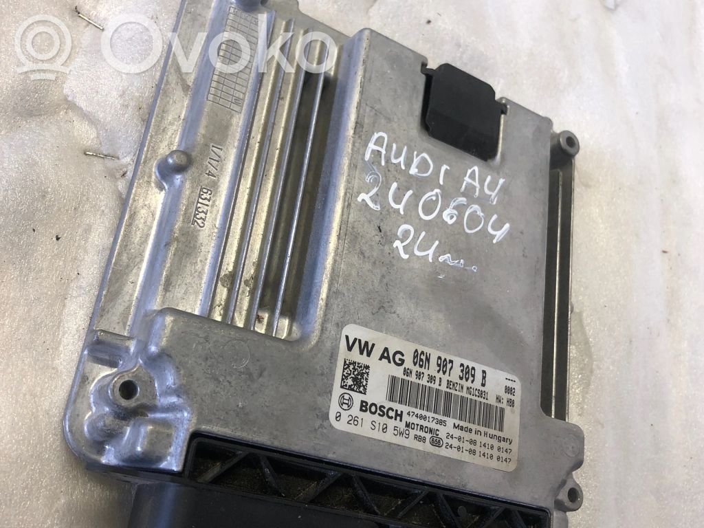 Audi A4 S4 B9 8W Engine control unit/module 