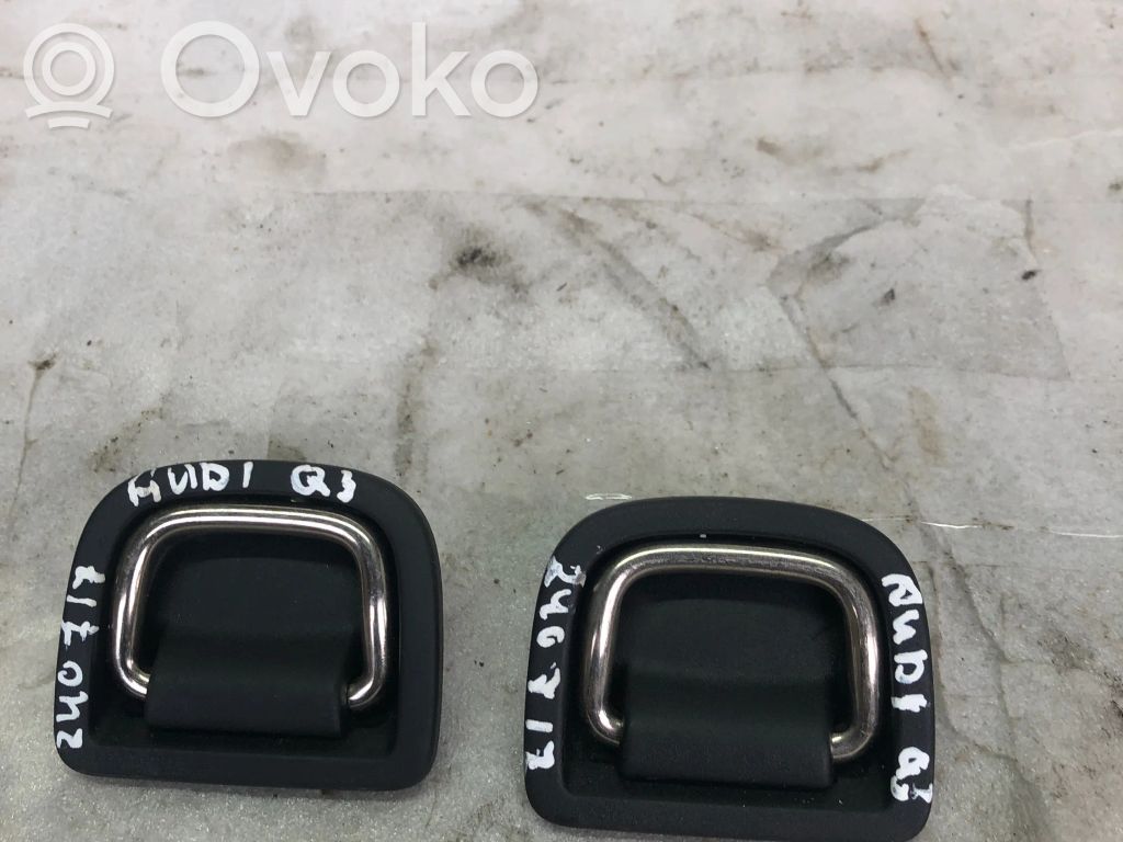 Tie down hook / loop   8V0863503C