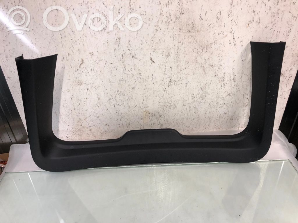 Tesla Model Y Tailgate/boot cover trim set 