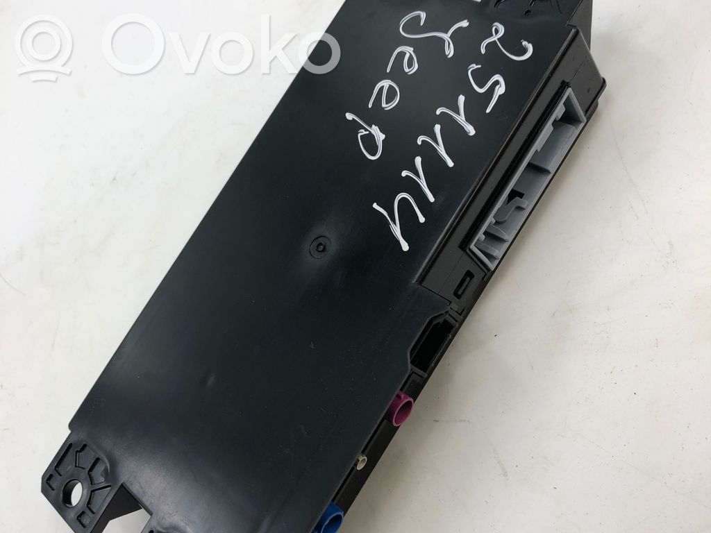 Unidad de control/módulo de bluetooth   68638378AA