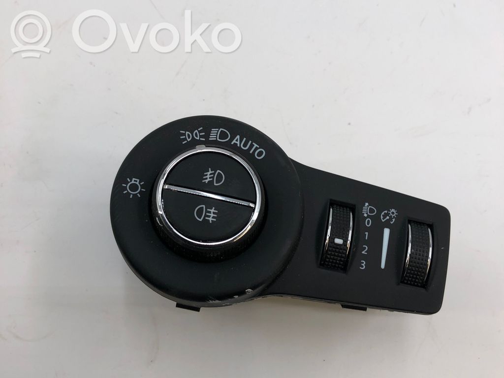 Jeep Compass Lukturu slēdzis 