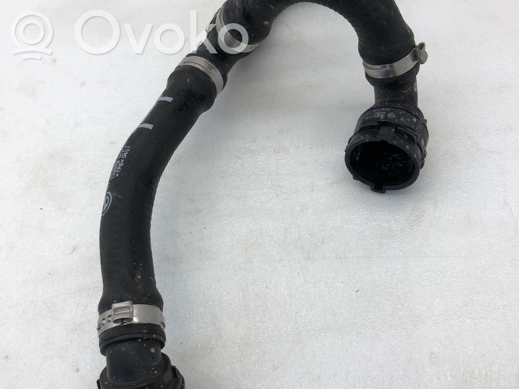 BMW X1 U11 Conductă/furtun lichid de răcire motor 
