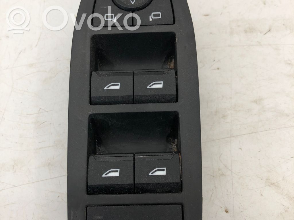 BMW X1 U11 Electric window control switch 