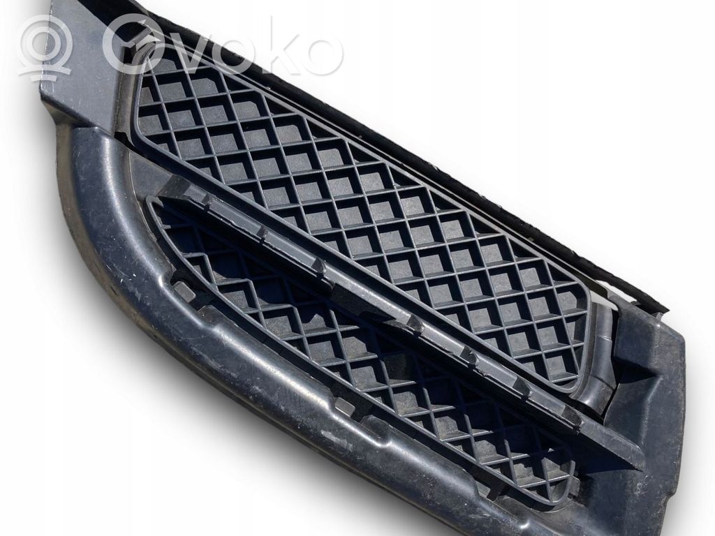 BMW 1 E82 E88 Front bumper lower grill 