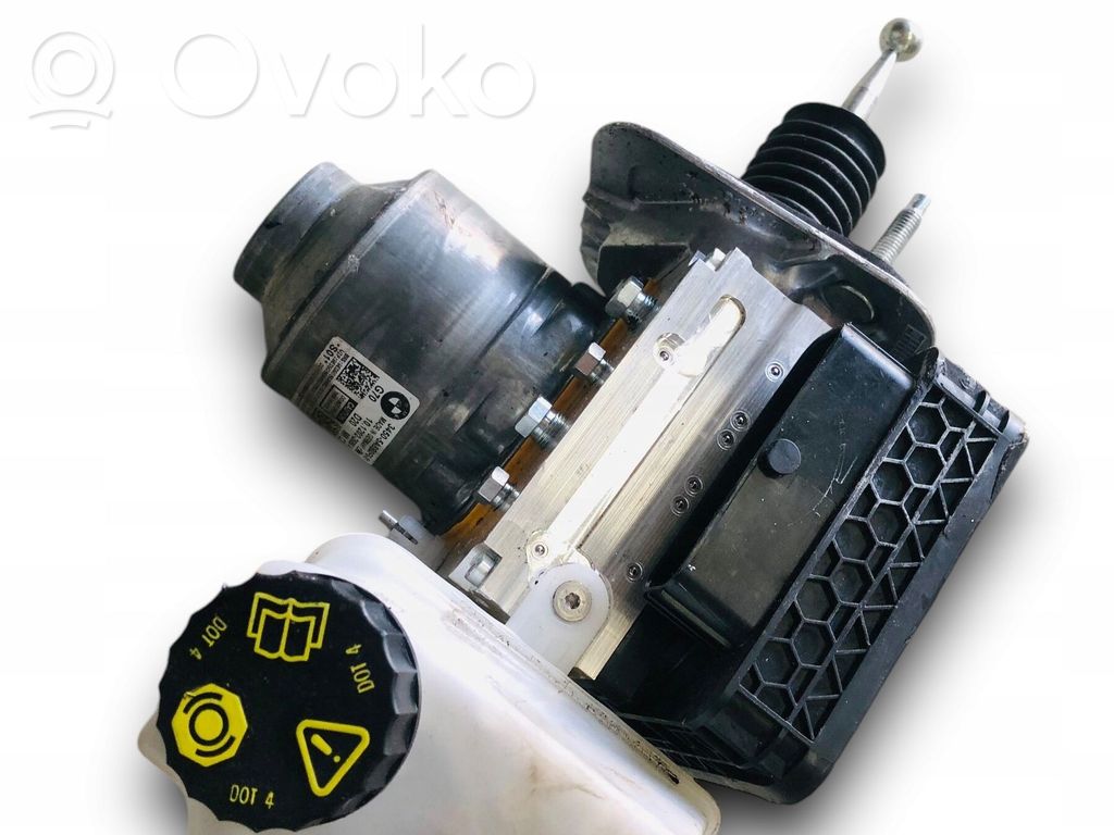 BMW 7 G70 ABS Pump 