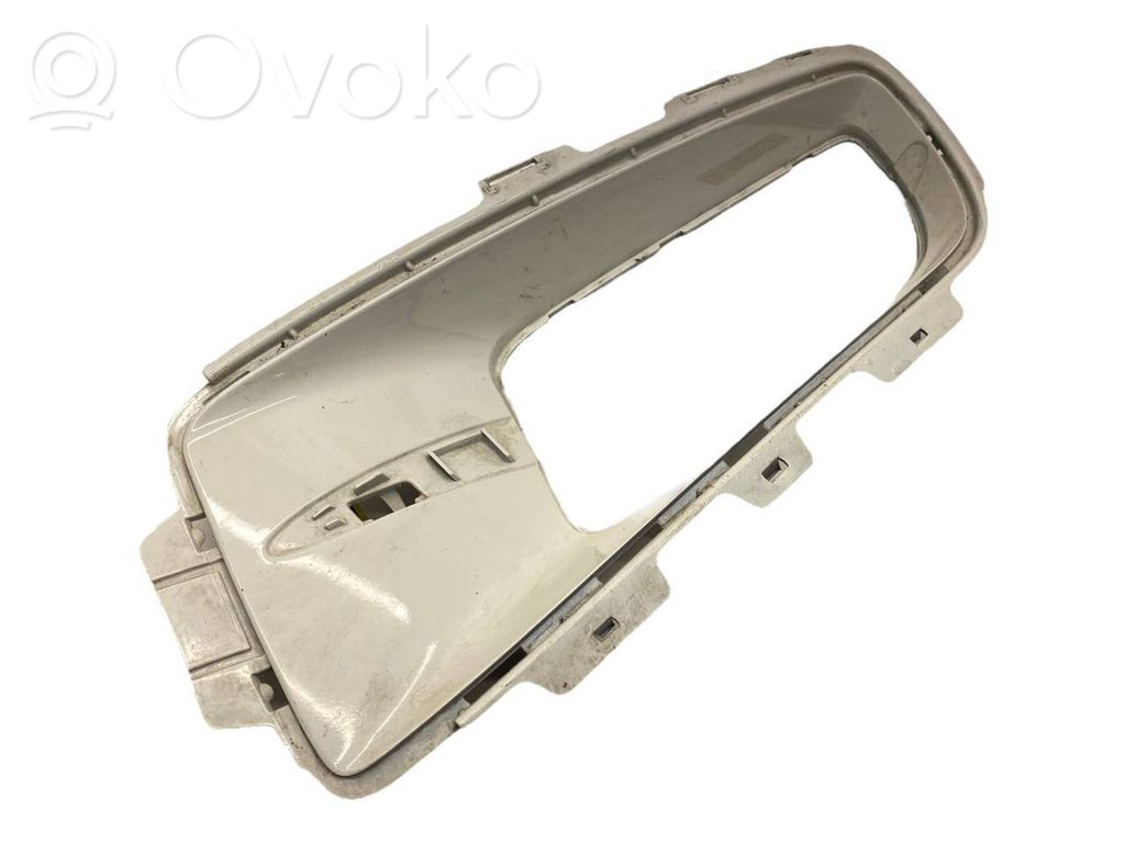 BMW X5 E70 Front bumper lower grill 