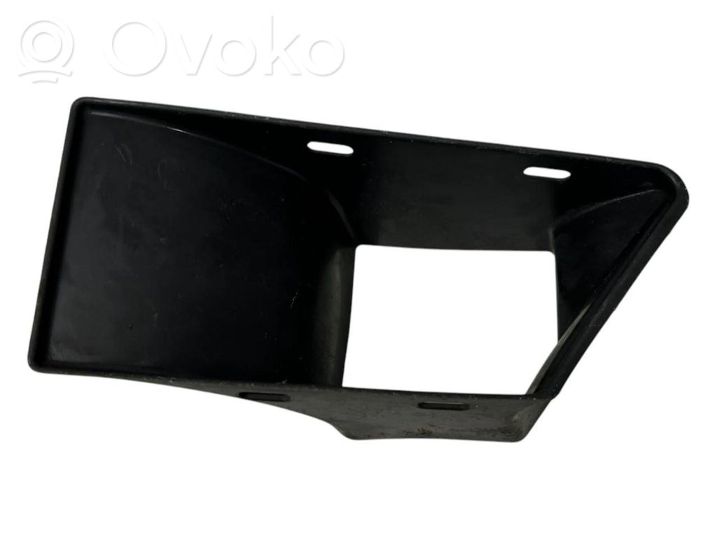 BMW 5 E60 E61 Apakšējais režģis (trīsdaļīgs) 