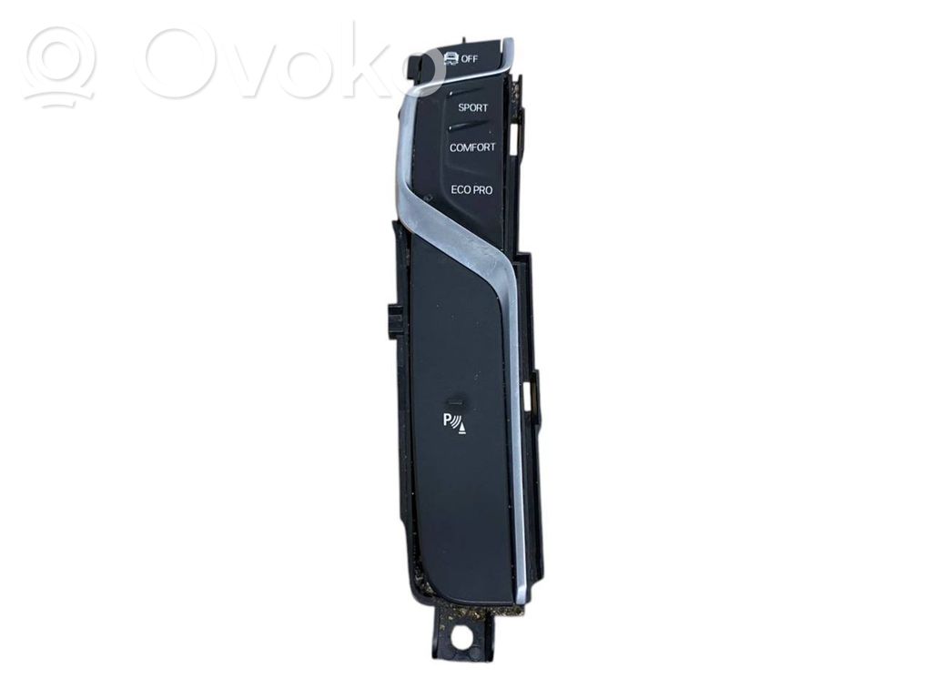 BMW 5 G30 G31 G38 Przycisk / Włącznik czujnika parkowania PDC 