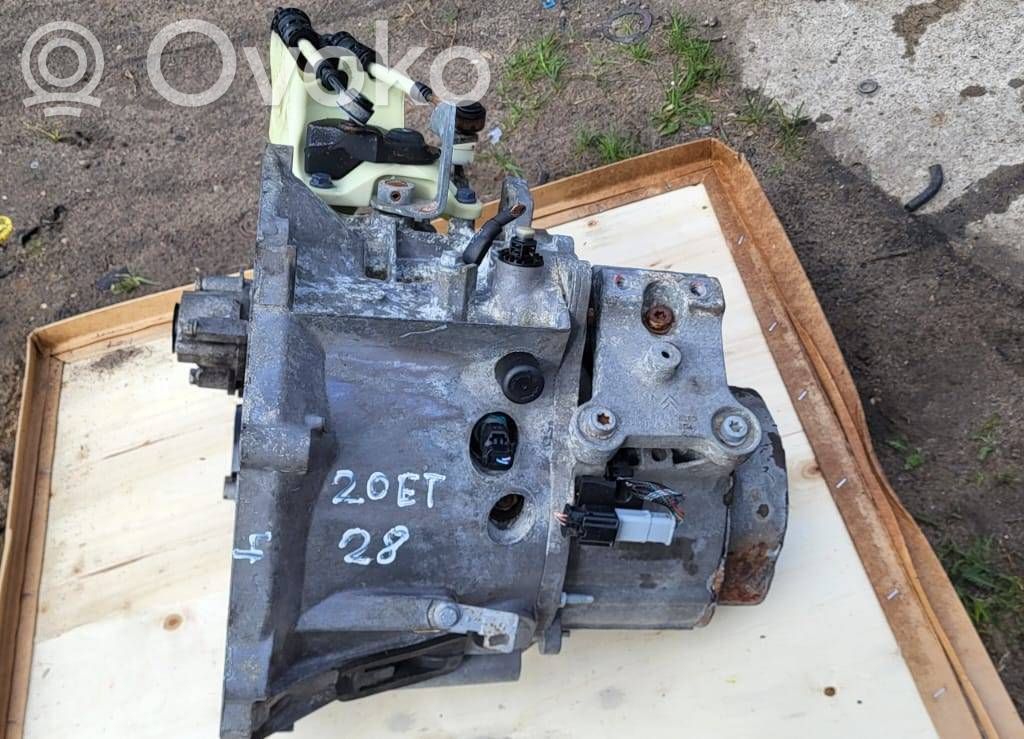 Peugeot 208 I Manual 5 speed gearbox 