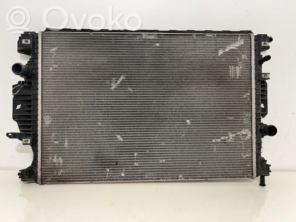 Ford Mondeo MK V Radiateur de refroidissement 