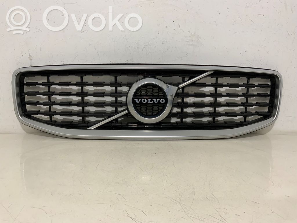 Volvo V60 Etusäleikkö 