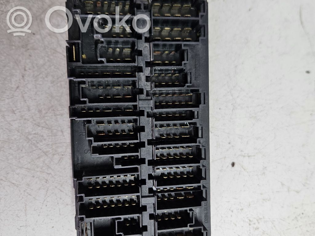 Volkswagen Sharan Fuse module 